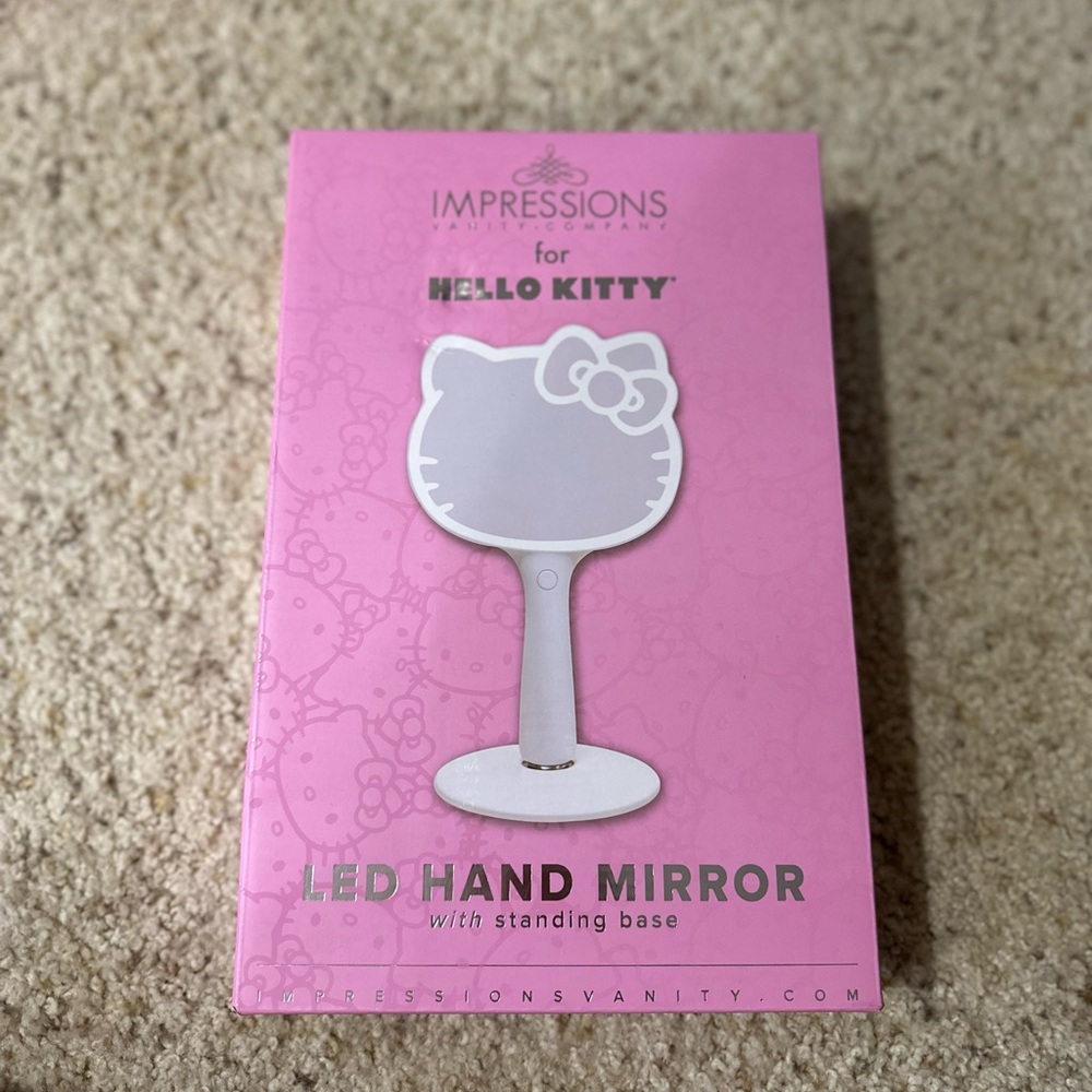 Hello Kitty LED Mirror
